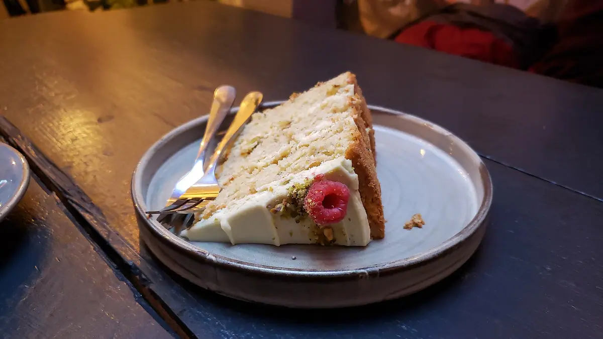 Greggs – vegan bakery in Nibley, Yate